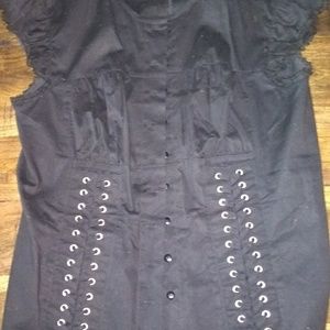 Black Capped Cup Sleeved Top